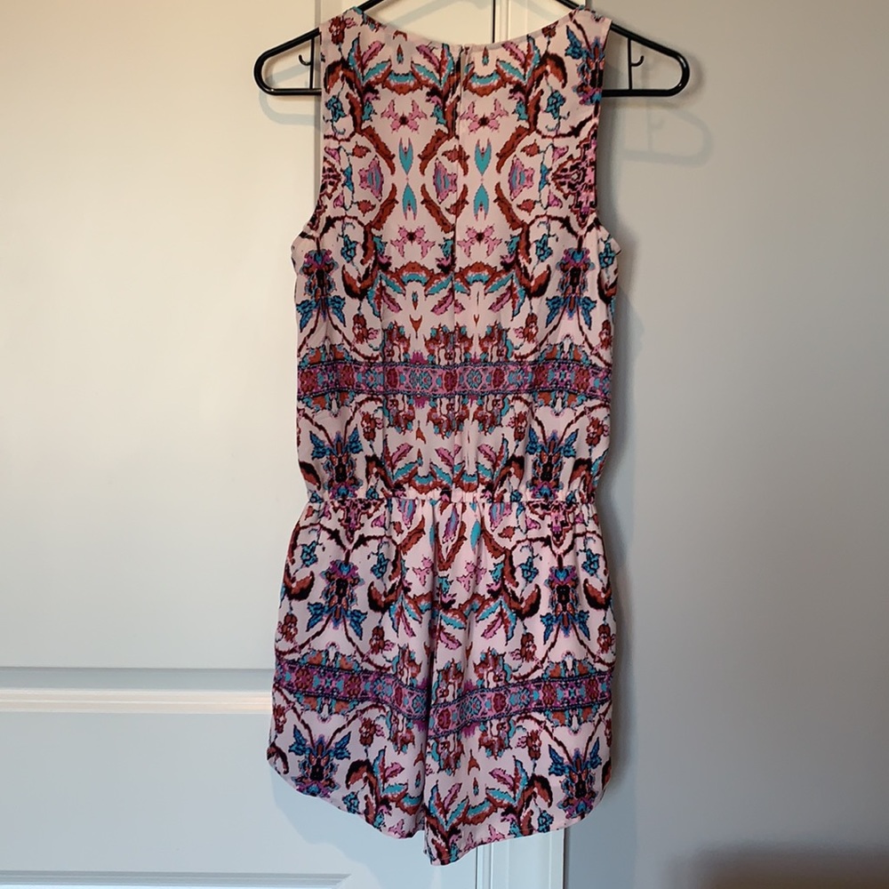 Patterned Romper - image 4